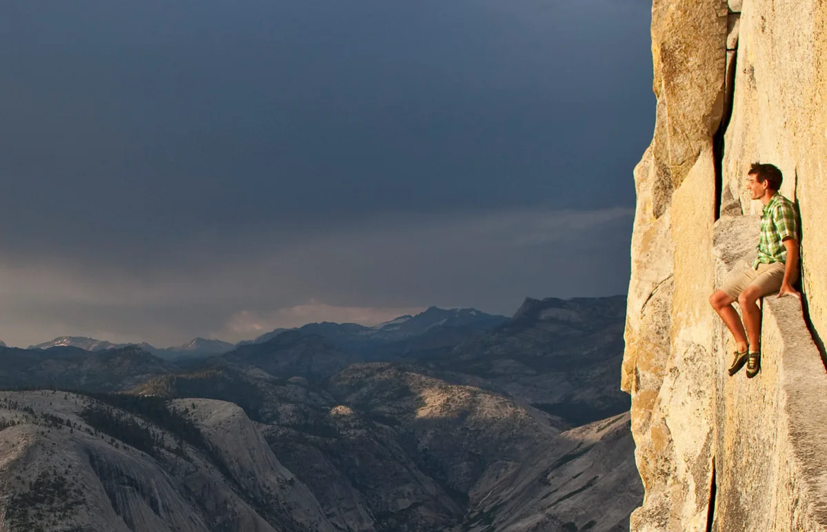 Imagen de portada de «Alex Honnold se hace miembro de 1% Por El Planeta: y tú, ¿te sumarías?».