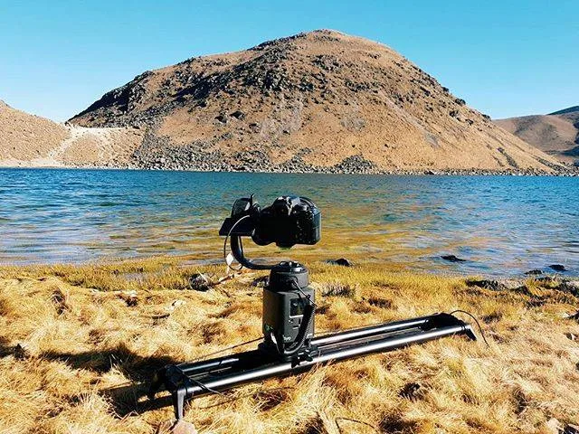 Imagen de portada de «Timelapse México y las montañas: explorando el tiempo mediante la imagen».