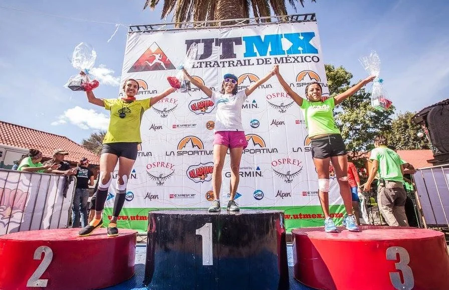 kari-podium-2