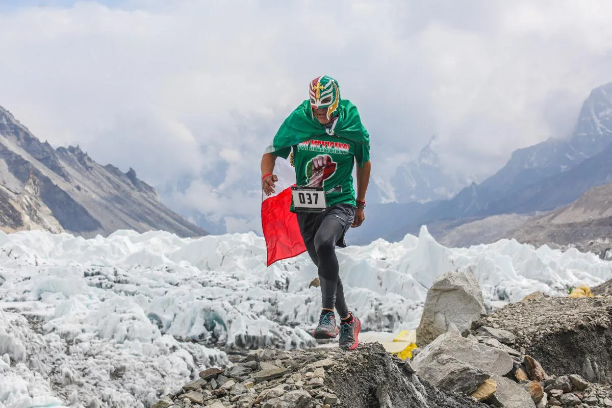 Imagen de portada de «Entrevista a Pedro Ultreras: corriendo con causa social el Maratón del Everest».