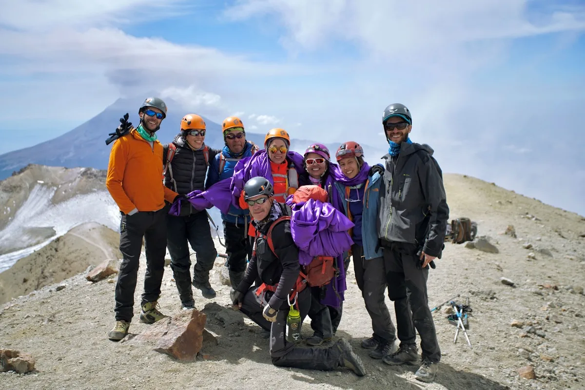 Imagen del archivo de «Montañistas se manifiestan el 8 de marzo en el pecho del Iztaccíhuatl #8M».