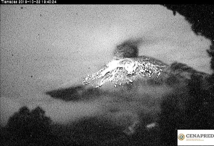 Fotografía del popocatépetl desde Tlamacas. 22 de octubre de 2019. Por cenapred.