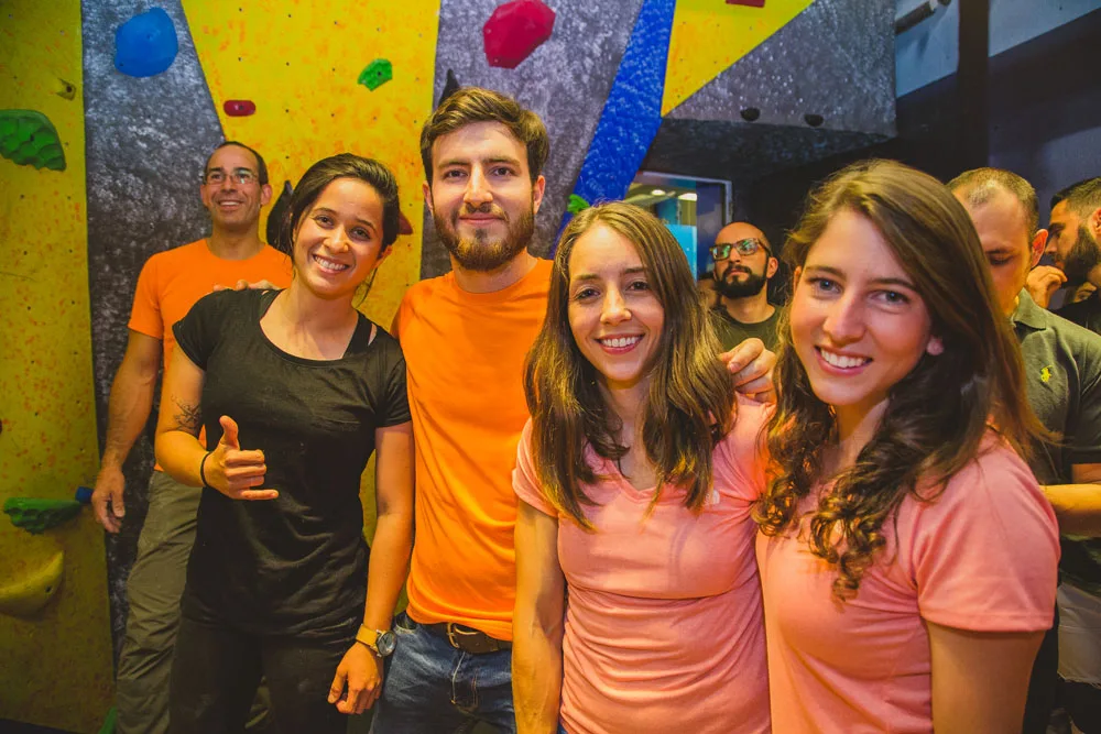 Imagen del archivo de «The North Face inaugura muro y convoca a medios y celebridades a conocer la escalada».