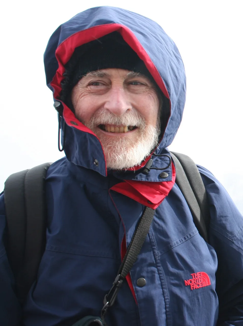 Imagen del archivo de «De paisaje, turismo y montañismo; entrevista a Eduardo Martínez de Pisón, alpinista y geógrafo erudito».