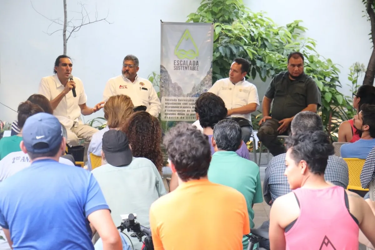 Imagen de portada de «Panel Escalada en Áreas Naturales Protegidas: autoridades y comunidad en sintonía por las montañas».