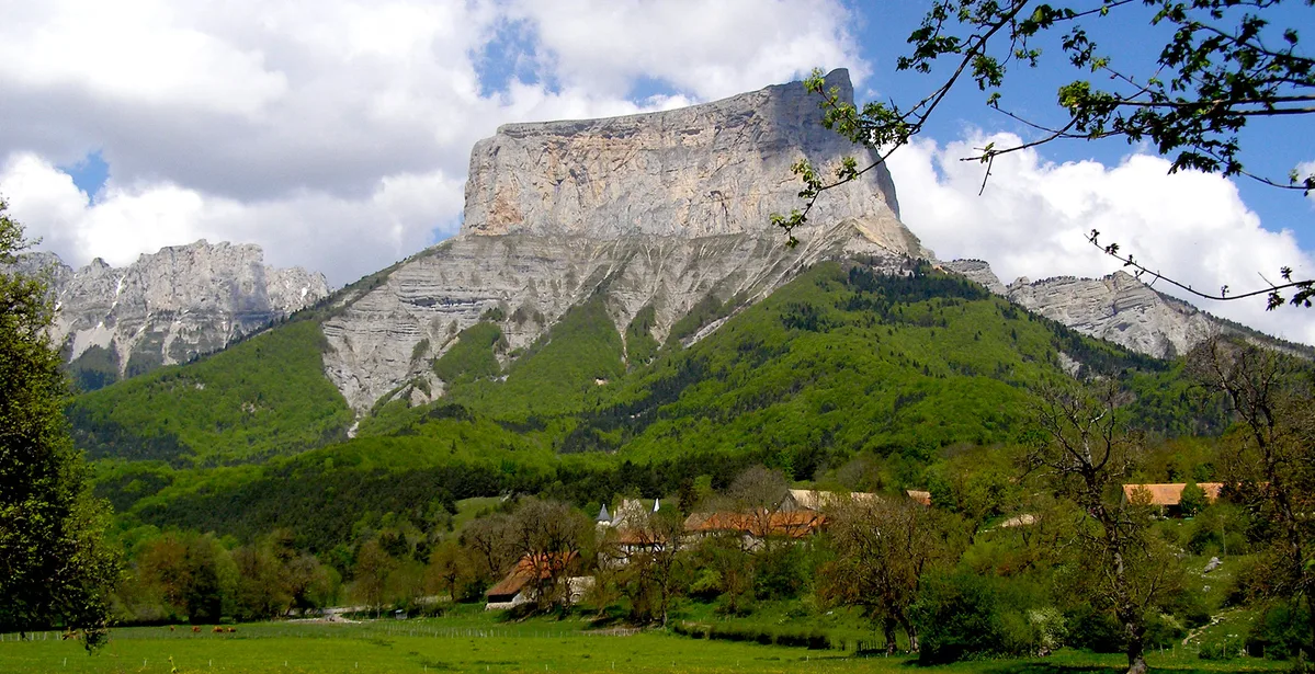 Imagen de portada de «Antoine de Ville, el francés que ascendió el Mont Aiguille en 1492».