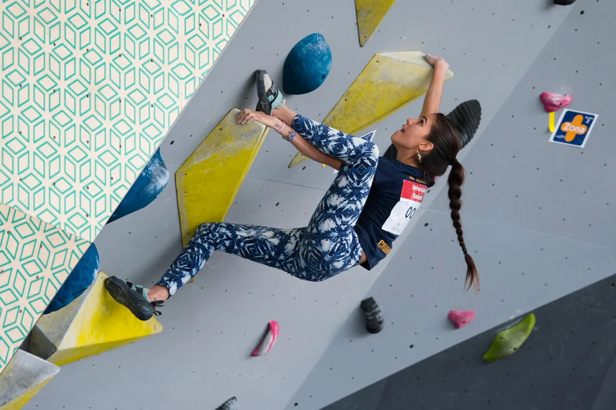 Imagen de portada de «Muta Climbing muestra en video cómo construye sus muros de escalada».