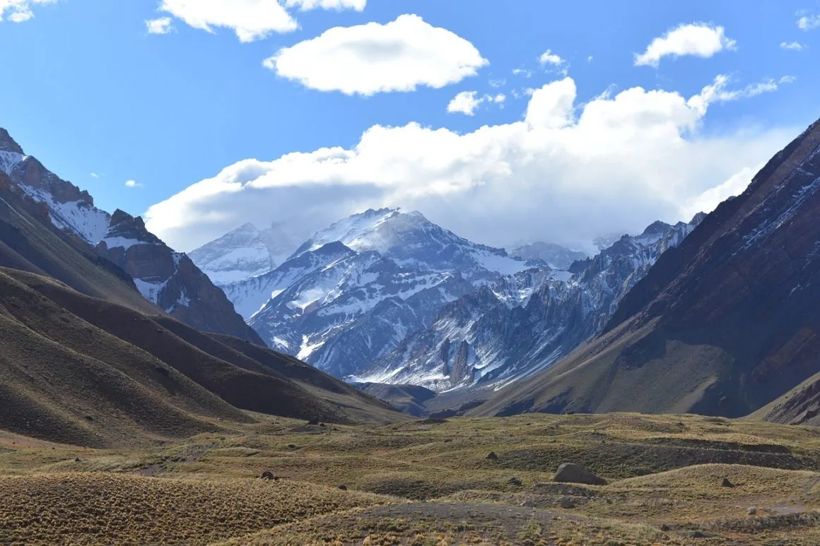 Imagen del archivo de «¿Cuáles son las montañas más altas de cada país de América del Sur?».