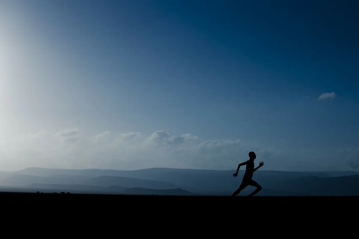 Imagen de portada de «Los mejores consejos para escoger tu ropa de trail running».