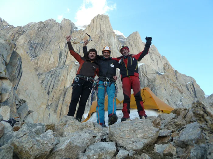 2T-ON-PAIJU-PEAK