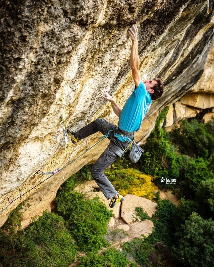 Imagen de portada de «Stefano Ghisolfi le da el primer 5.15c a Italia con Perfecto Mundo».