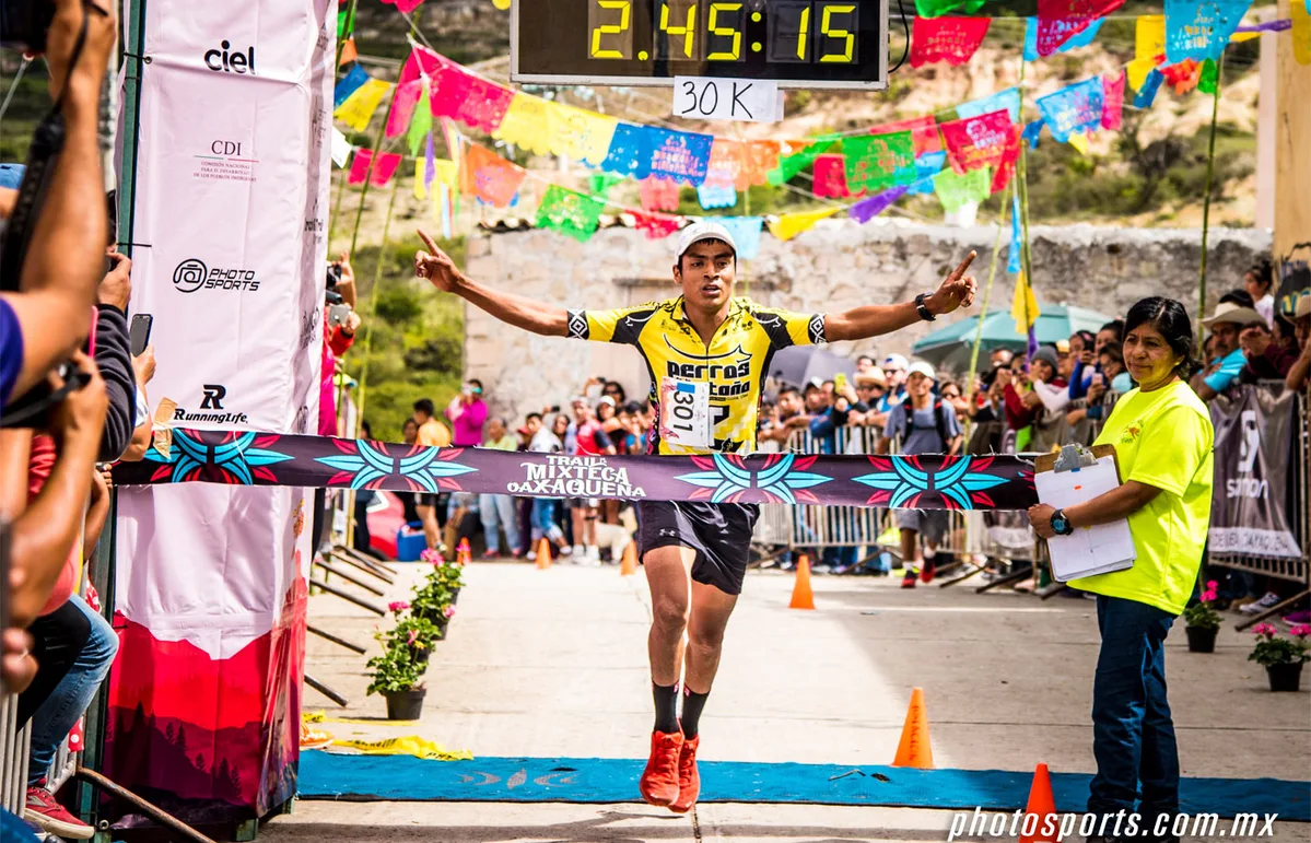 Imagen de portada de «Trail de la Mixteca Oaxaqueña 2018: carrera de impulso internacional y fomento cultural».