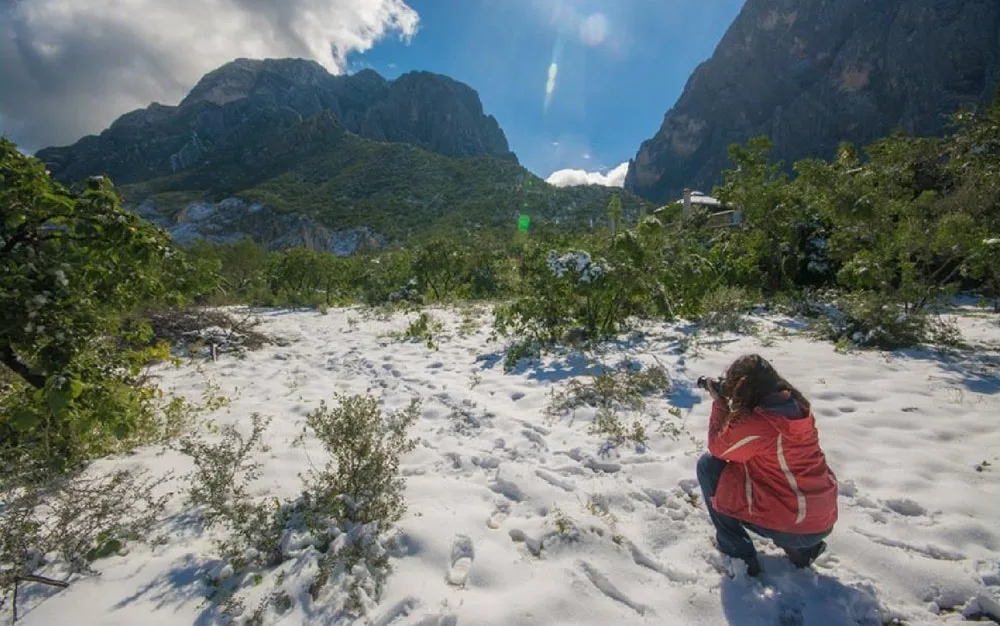 Imagen del archivo de «Así se puso la nevada en los cerros de Monterrey, la mayor en 20 años».