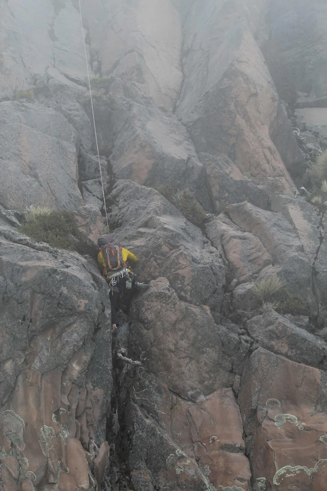 Imagen del archivo de «Relato: ascenso a la ruta “La paciencia del perro”, Nevado de Colima».