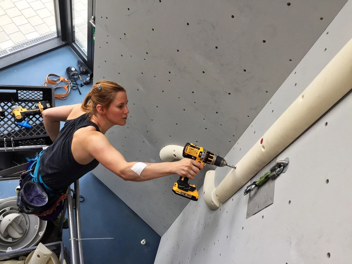 Imagen de portada de «Katja Vidmar y Hélène Janicot: primeras mujeres route setters de la IFSC».