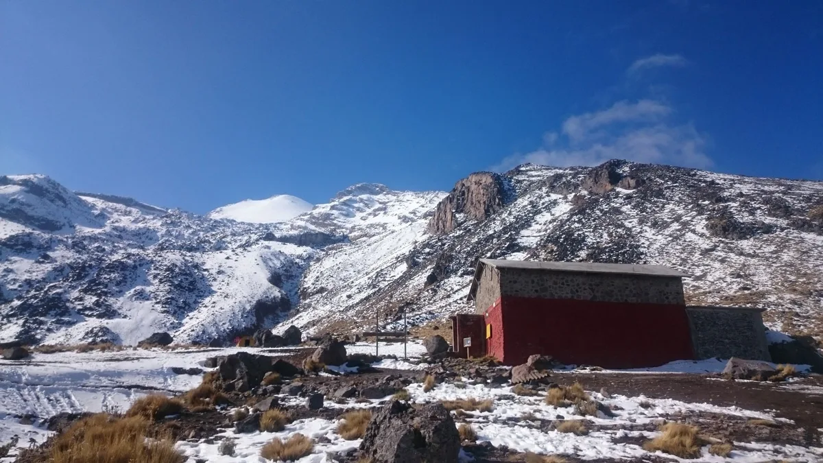 Imagen de portada de «Asociación de guías emite comunicado sobre caso reciente en Pico de Orizaba».
