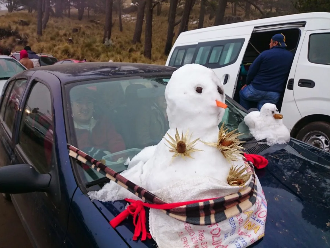 Imagen del archivo de «Turismo en Mont Blanc y Nevado de Toluca: mismo problema con dos soluciones».