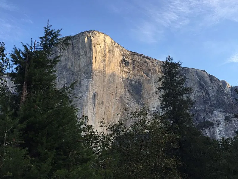 Imagen de portada de «The Dawn Wall Trailer: el documental de la escalada más dura del mundo».