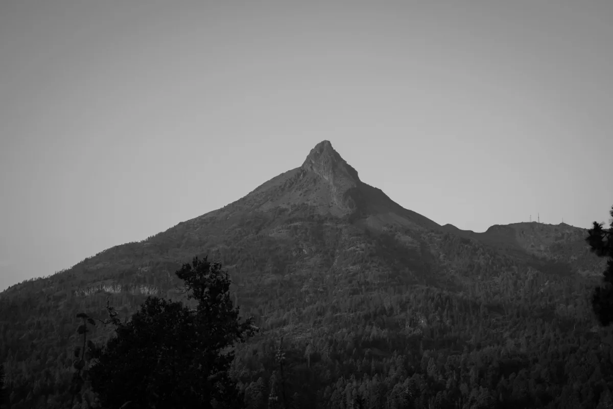 Imagen del archivo de «Nevado de Colima: Crónica de una escalada alpina entre nubes».