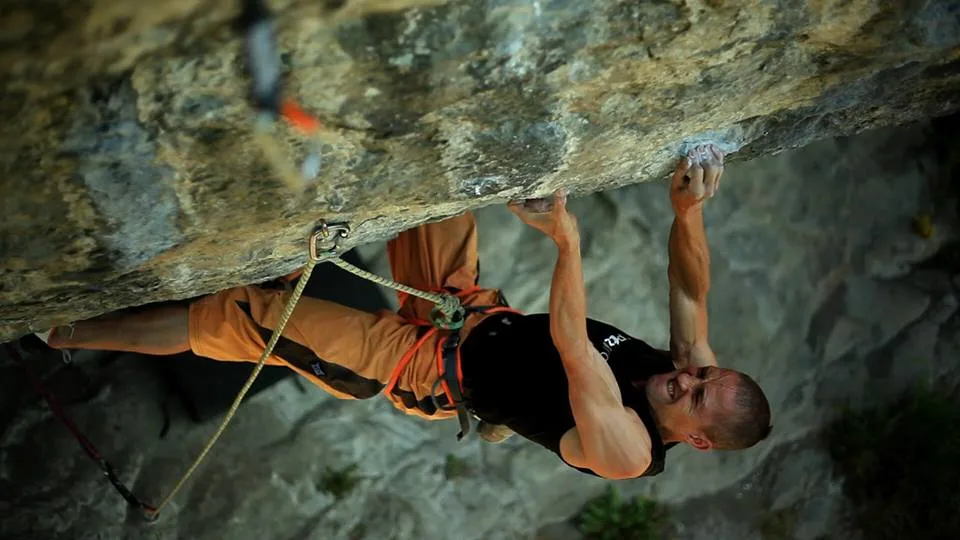 Imagen de portada de «Steve McClure: 5.15b a los 47 años de edad».