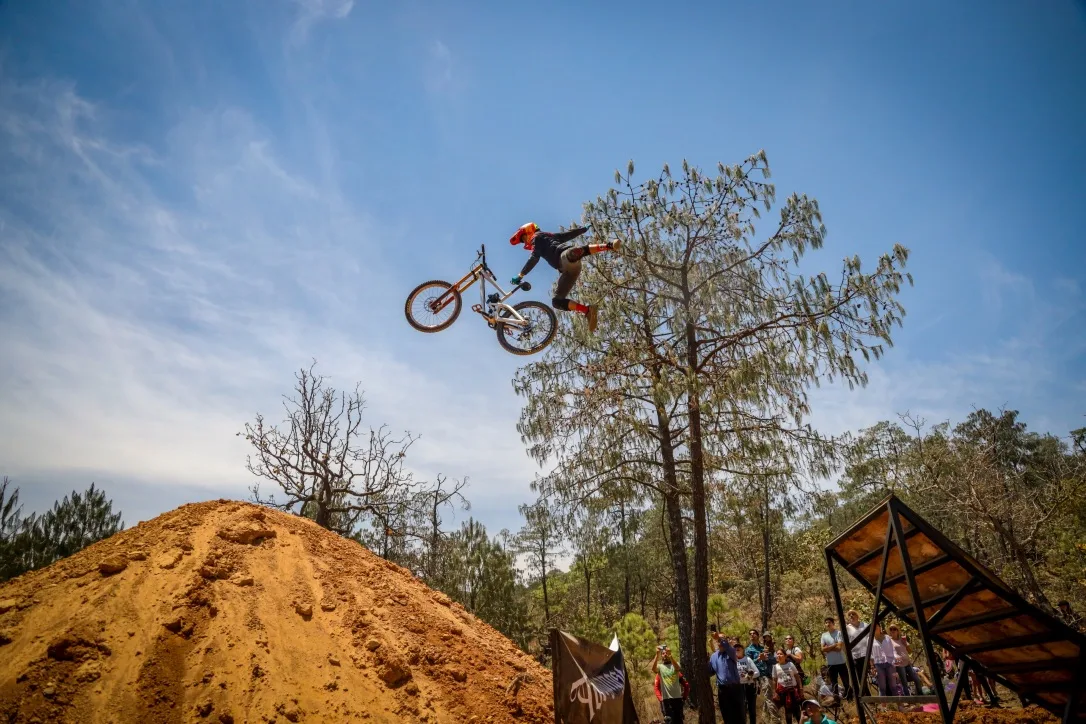Imagen de portada de «Freeride, una de las disciplinas más populares del MTB, crece con el Gravity Fest».