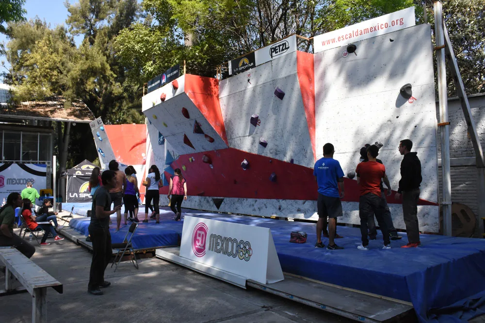 Imagen del archivo de «Santiago de Alba y Arantza Fernández campeones nacionales de bloque 2018».