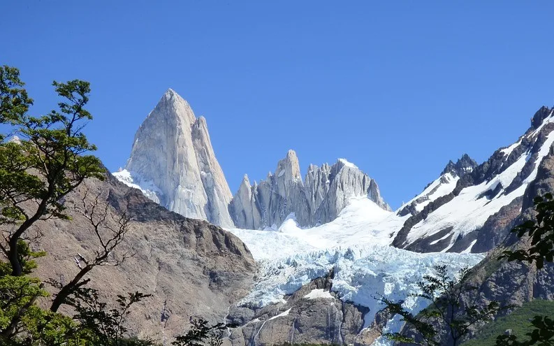 Imagen de portada de «Expedición mexicana va por Fitz Roy en Patagonia #enero2017».