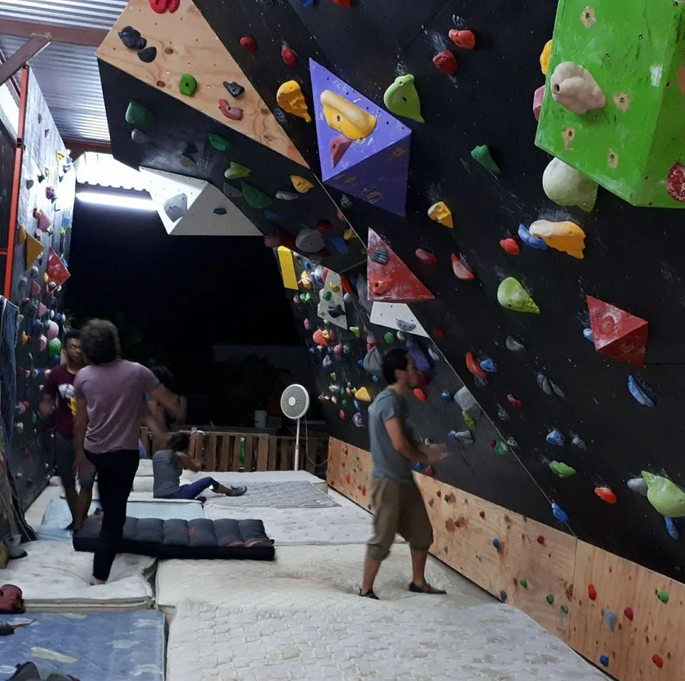 Imagen del archivo de «Nuevo muro de escalada en Mérida: M20 Muro de Escalada».