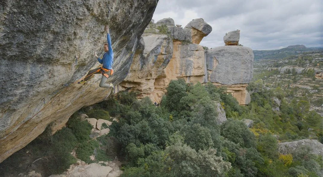 Imagen de portada de «5.15c para Jakob Schubert con Perfecto Mundo, en Margalef».