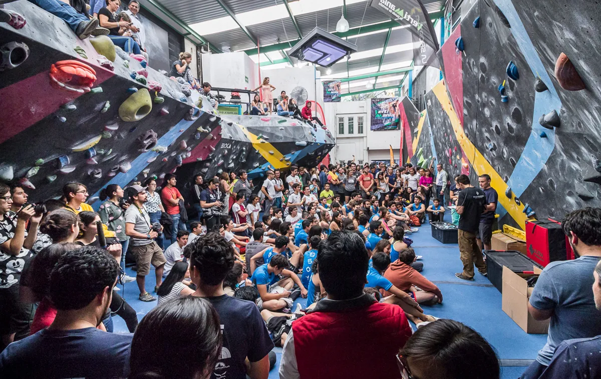 Imagen de portada de «Arranca Liga de Escalada Estudiantil 2019 con más empuje que nunca».
